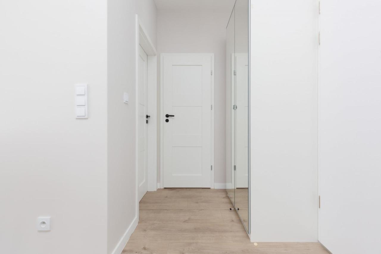 Modern Apartment With Balcony Warsaw Mokotow Aignera By Noclegi Renters Exterior foto